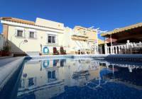 REF 10166 Immaculate 2 bed Villa With Pool And Sea Views