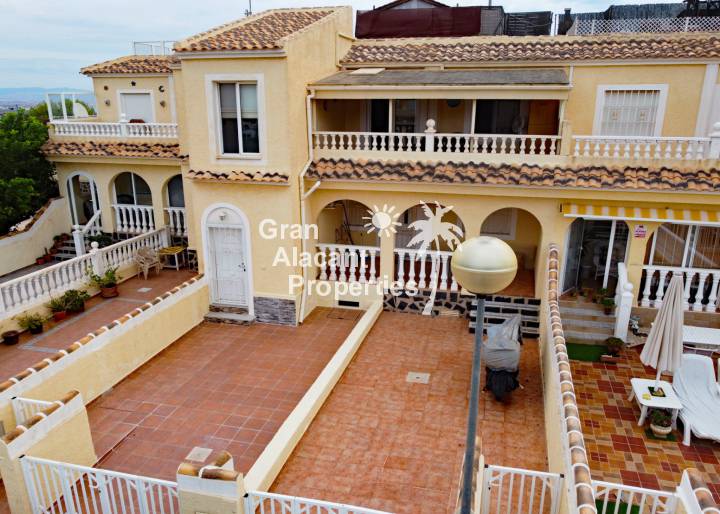 Apartamento - Venta - Gran Alacant - Monte y Mar