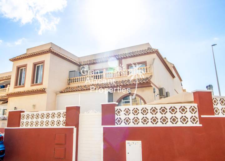 Apartamento - Venta - Gran Alacant - Monte y Mar