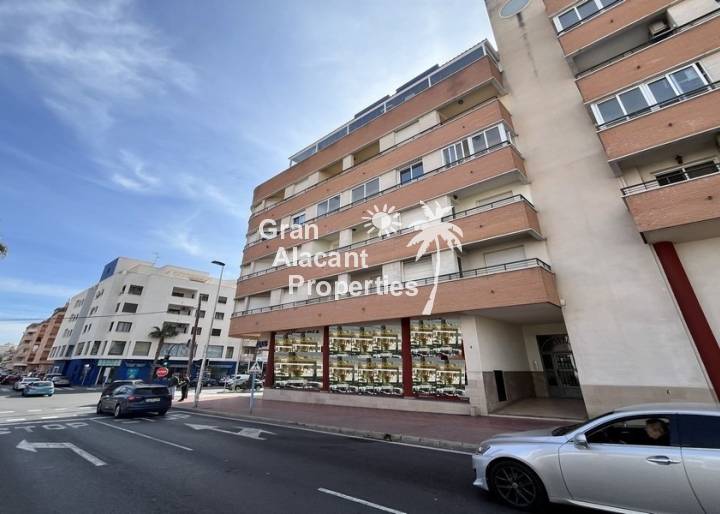 Apartamento - Venta - Torrevieja - Centro