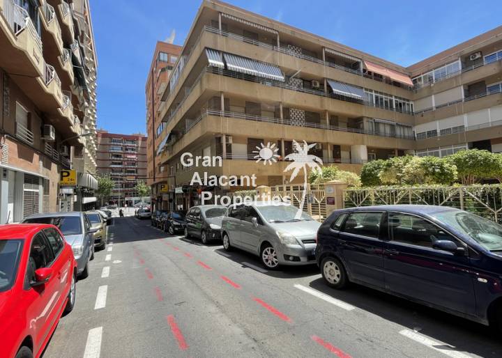 Apartment - Sale - Alicante - Centro