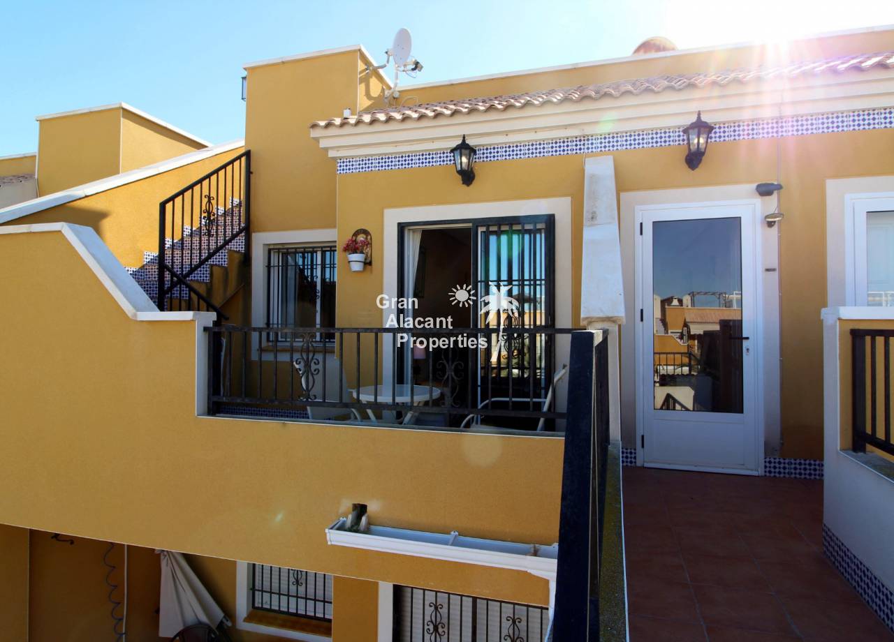 Apartment - Sale - Arenales del Sol - 10157