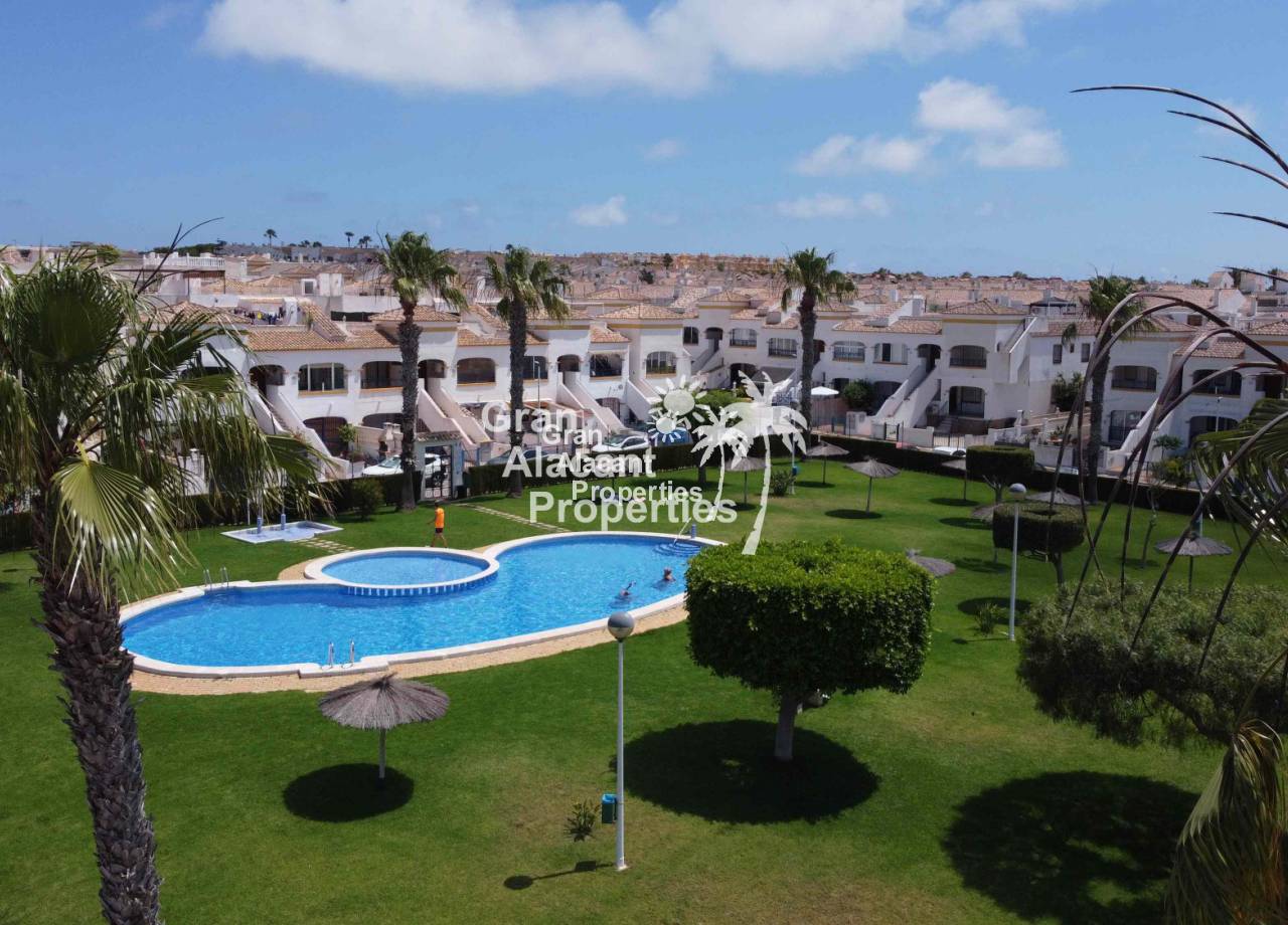 Apartment - Sale - Gran Alacant - 10578