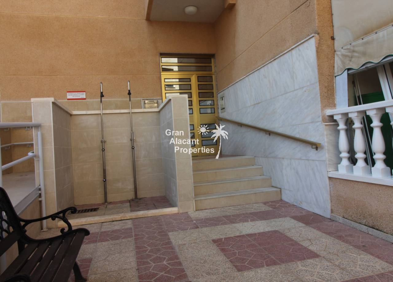 Apartment - Sale - Santa Pola - 10230