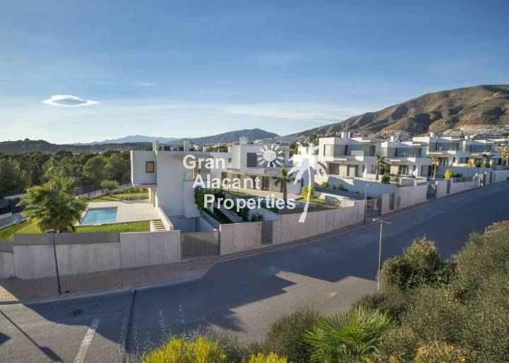 detached - Nueva construcción  - Finestrat - Finestrat