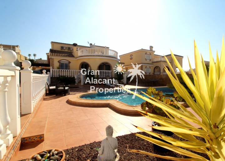 Detached Villa - Sale - Gran Alacant - Monte y Mar