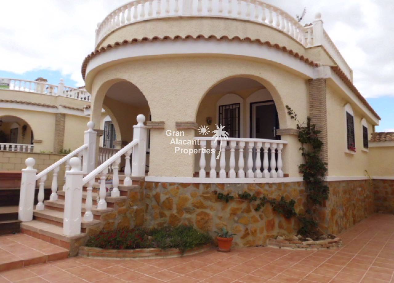 Detached Villa - Sale - Monforte del Cid - 10004