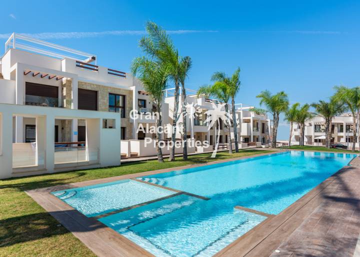 high-bungalow - Nueva construcción  - Torrevieja - Torrevieja