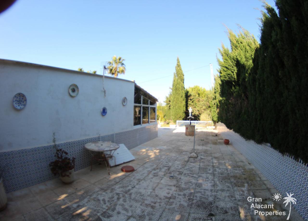 REF 10078 Los Limoneros Villa With Pool On Large Plot, El Altet