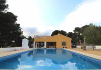REF 10177 Mutxamel country house with pool and building plot