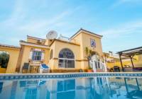 REF 10670 villa with pool in Gran Alacant