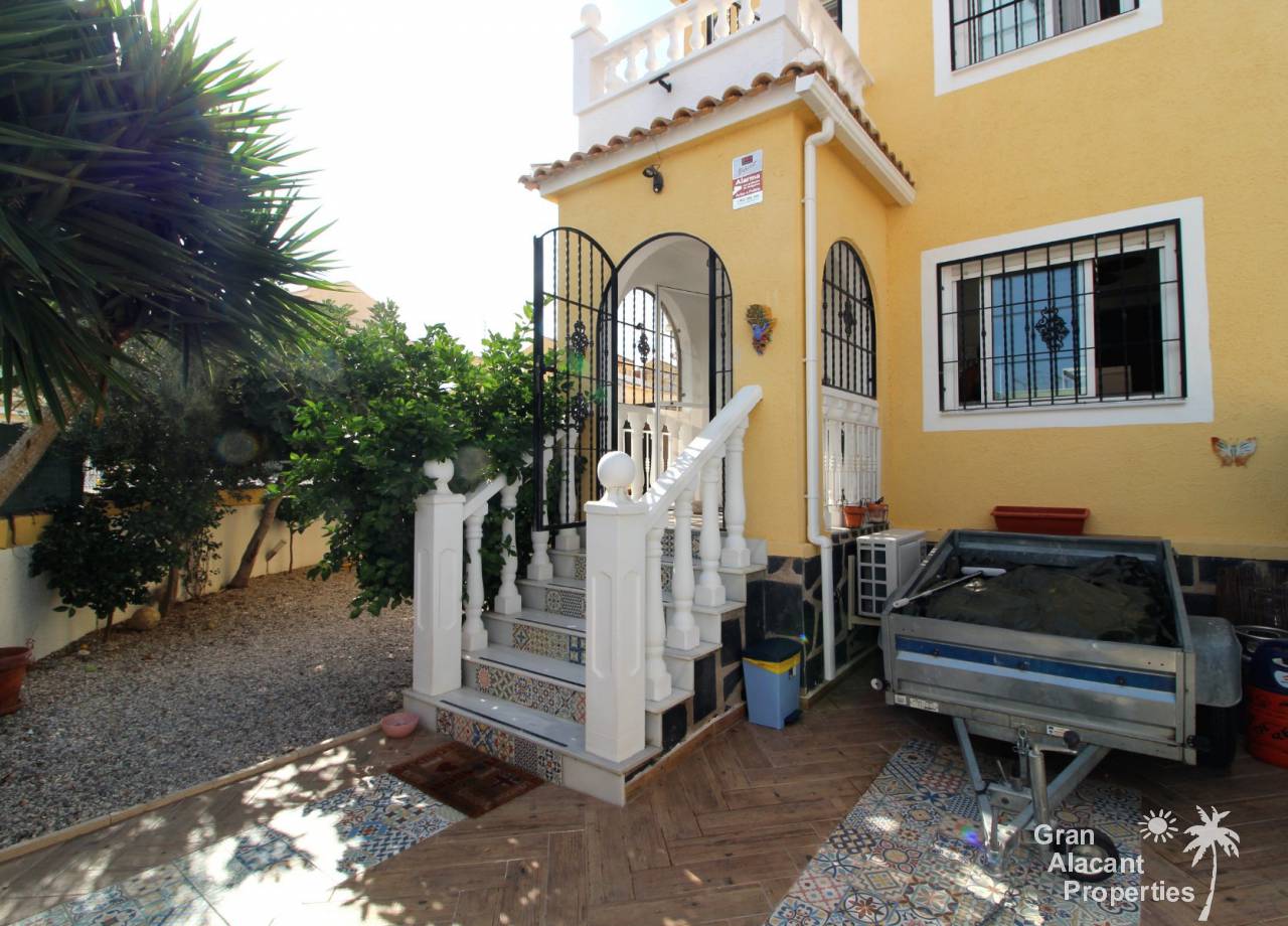 Sale - Corner House - Gran Alacant - Monte y Mar