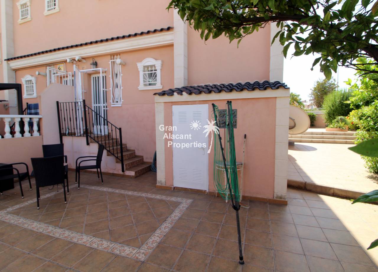Sale - Corner House - Gran Alacant - Puerto Marino