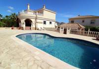 Sale - Villa - Monforte del Cid - Montecid