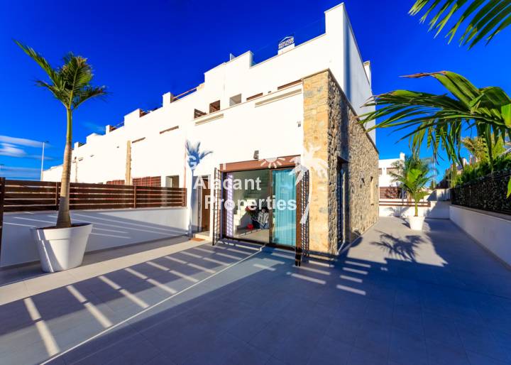 Townhouse - New Build - Pilar de la Horadada - Pilar de la Horadada