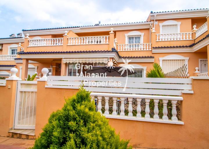 Townhouse - Sale - Gran Alacant - Mediterráneo
