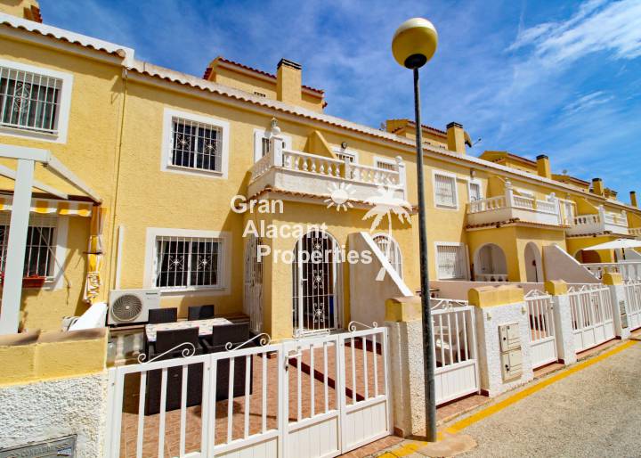 Townhouse - Sale - Gran Alacant - Monte y Mar