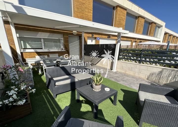 Townhouse - Sale - Gran Alacant - Monte y Mar