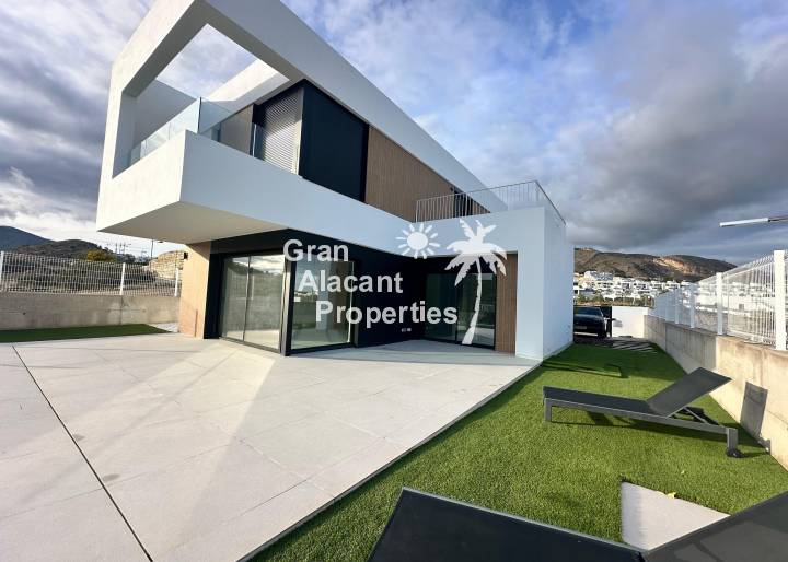 Villa - Nueva construcción  - Finestrat - Finestrat