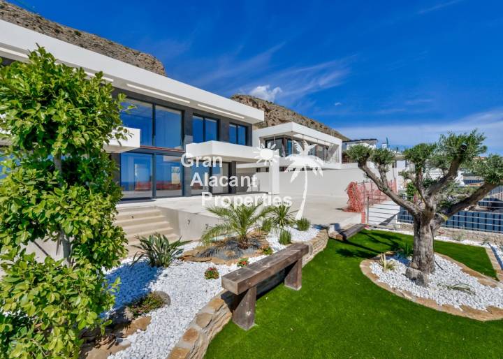 Villa - Nueva construcción  - Finestrat - Finestrat