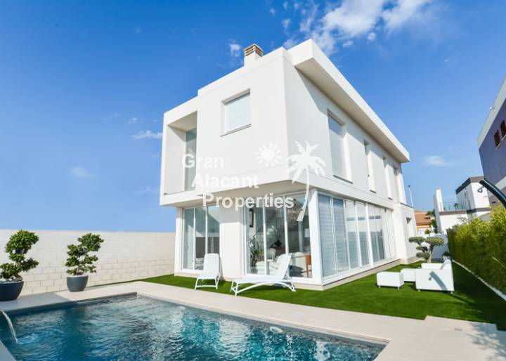 Villa - Nueva construcción  - Gran Alacant - Gran Alacant