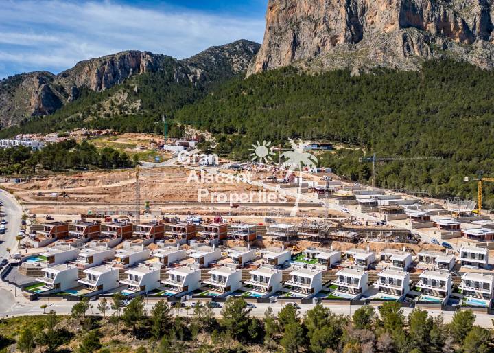 Villa - Nueva construcción  - Polop - Polop