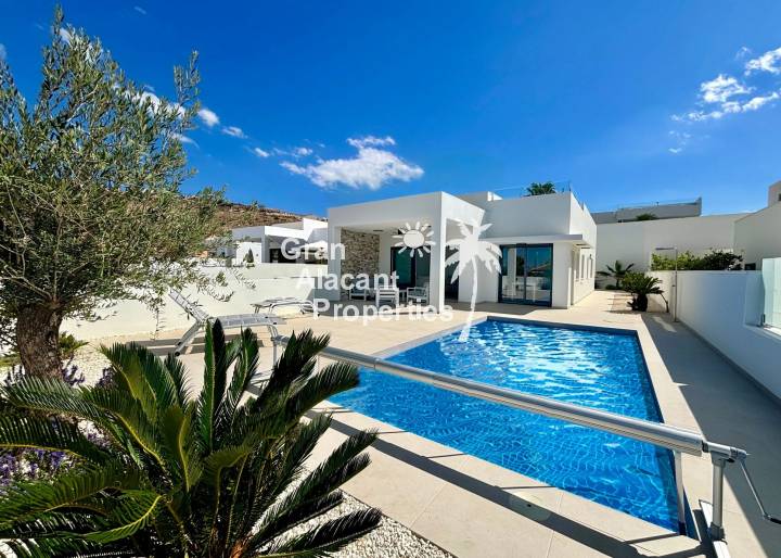 Villa - Nueva construcción  - Rojales - Rojales