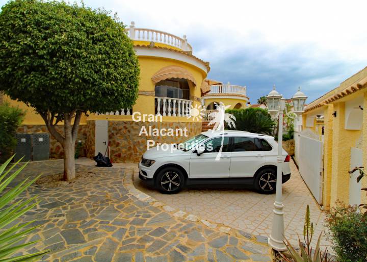 Villa - Sale - Gran Alacant - Monte y Mar