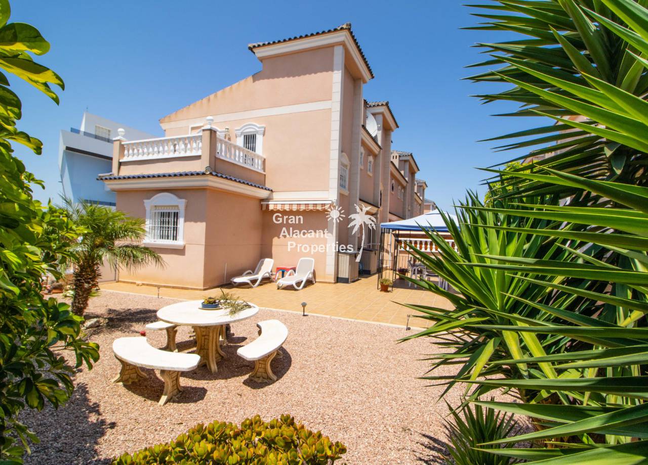 Villa - Venta - Gran Alacant - 10537