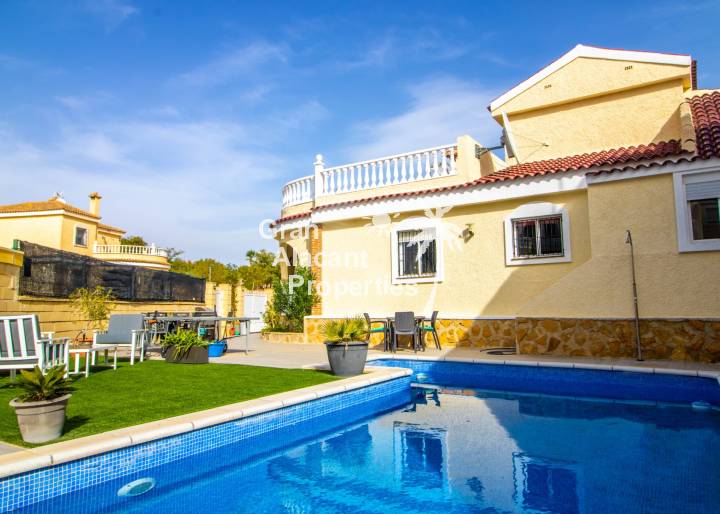 Villa - Venta - Monforte del Cid - Montecid